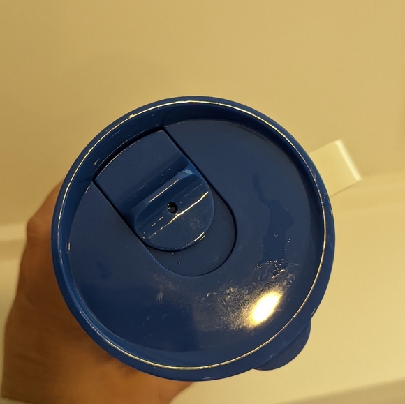 Disney Snow White Travel Mug - Picture 7 of 8